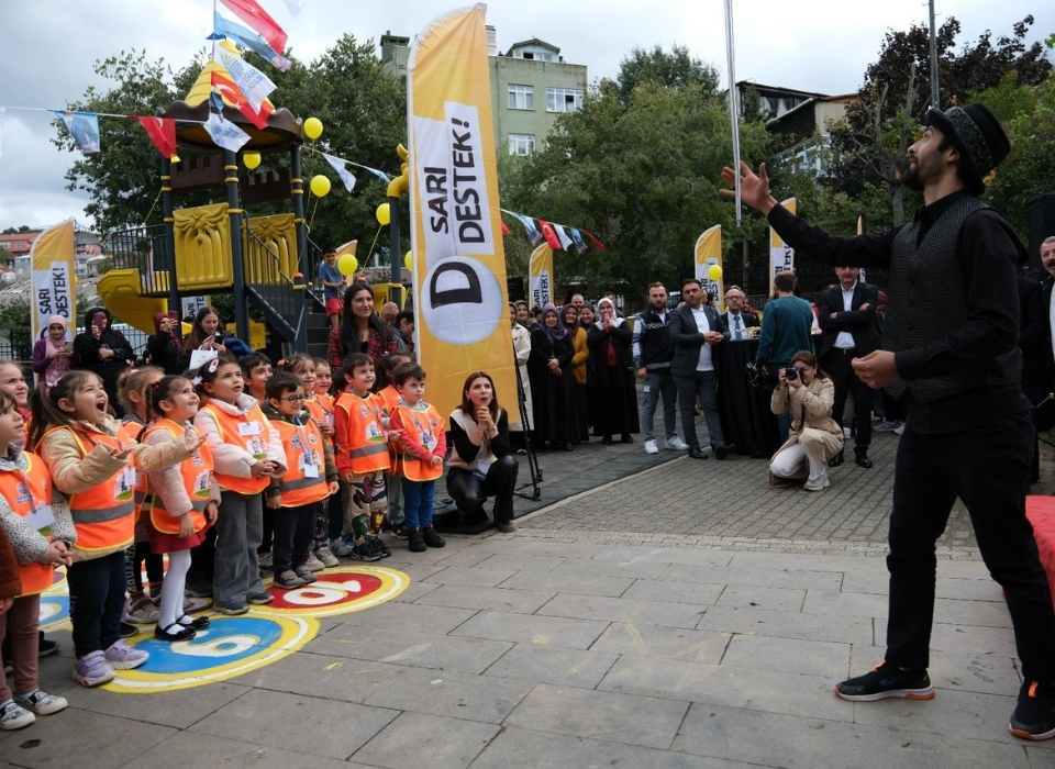 Orzaks’tan Çocuklara Güvenli Oyun Alanı Desteği