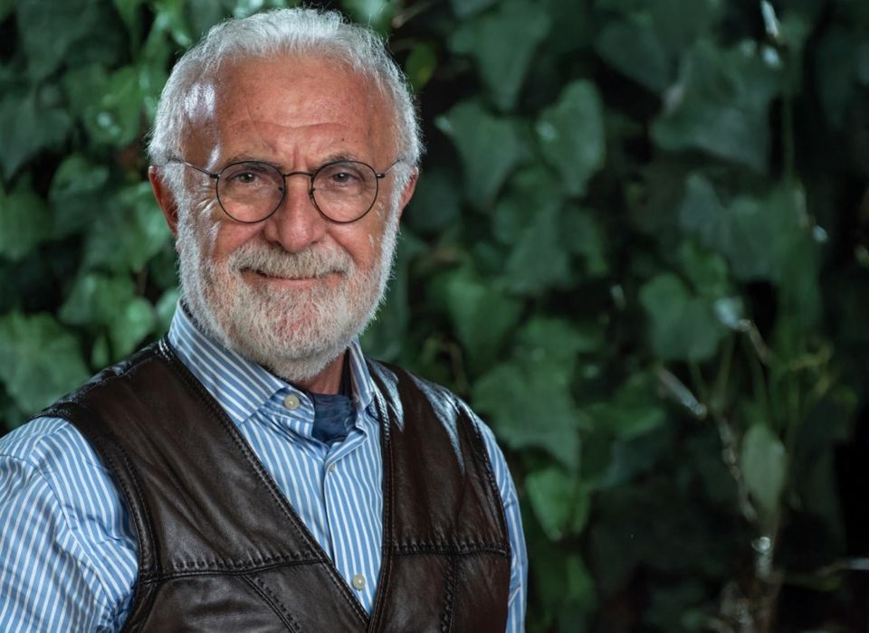 Ebru Sanatında Yenilikçi Bir İmza: Hikmet Barutçugil ile Özel Röportaj