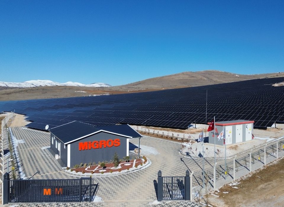 Migros, Kırşehir’deki Yeni Güneş Enerjisi Santralini Devreye Aldı