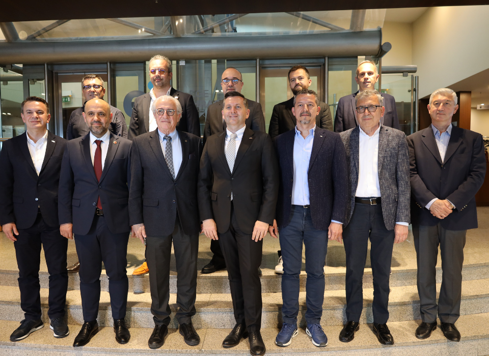 Deri Sektöründe İhracatın Yıldızları Ödüllerine Kavuştu