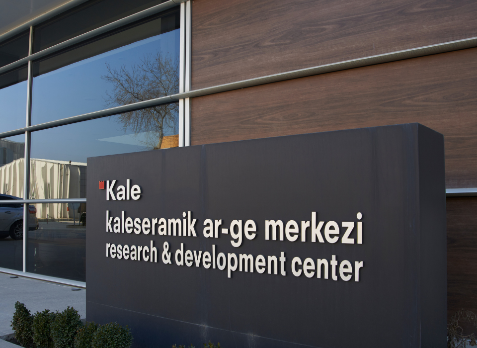 Kaleseramik Ar-Ge’de Yükseliyor, Tasarımda Zirveye Oynuyor