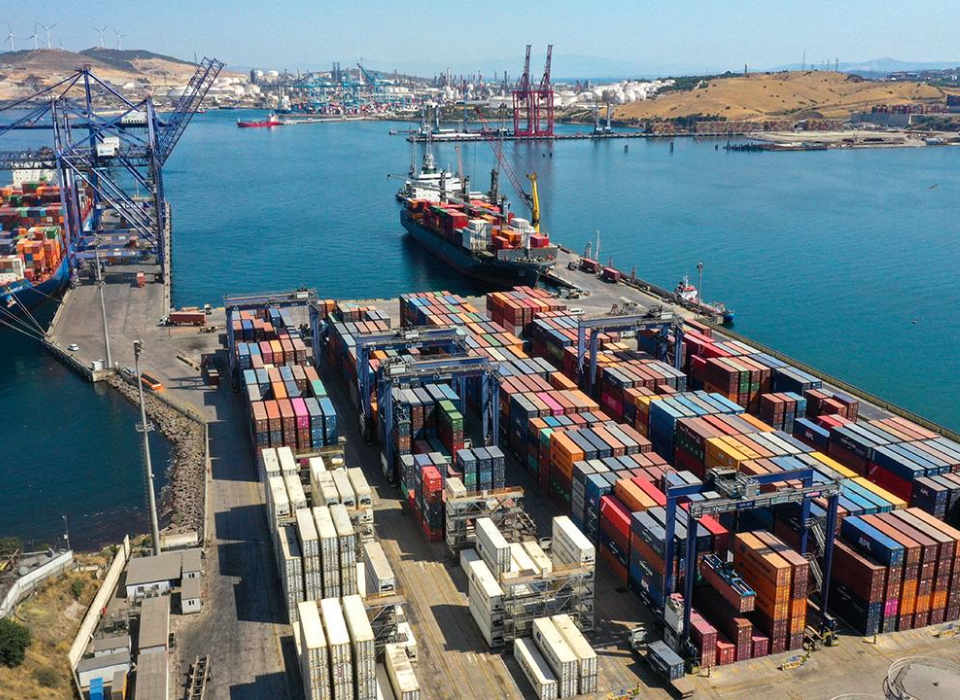 Chemical Sector's August Exports Rose 2.6% to $2.6 Billion
