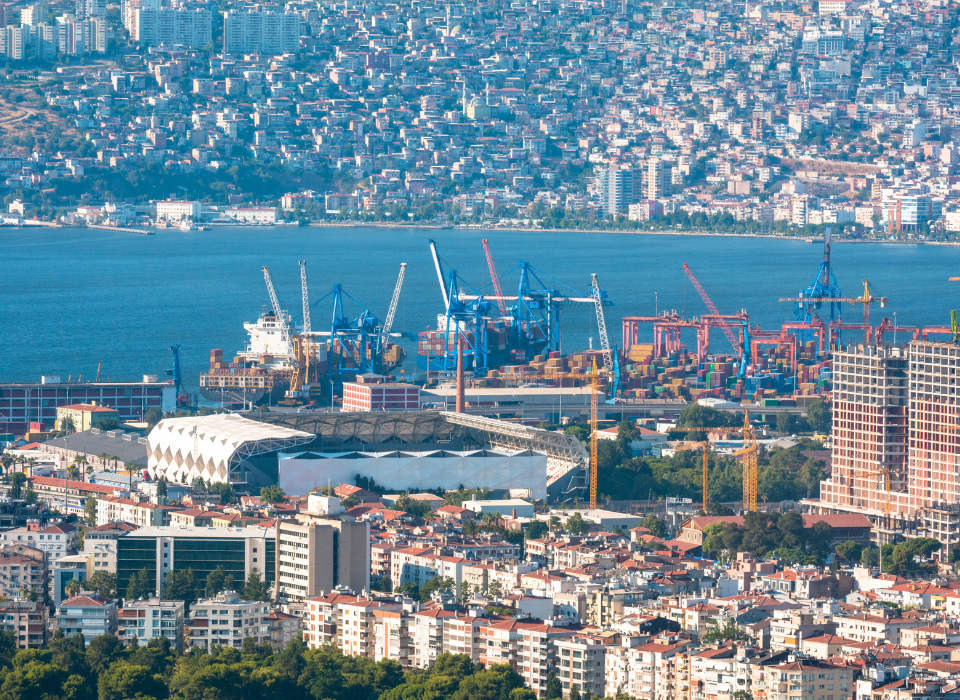 Ege Bölgesi, Eylül Ayında 3,47 Milyar Dolarlık İhracatla Yükselişini Sürdürdü