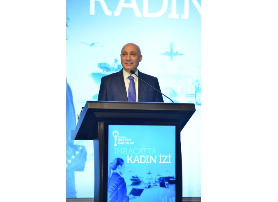 Halkbank, Kadın Girişimcilere E-İhracatta Yeni Kapılar Açıyor