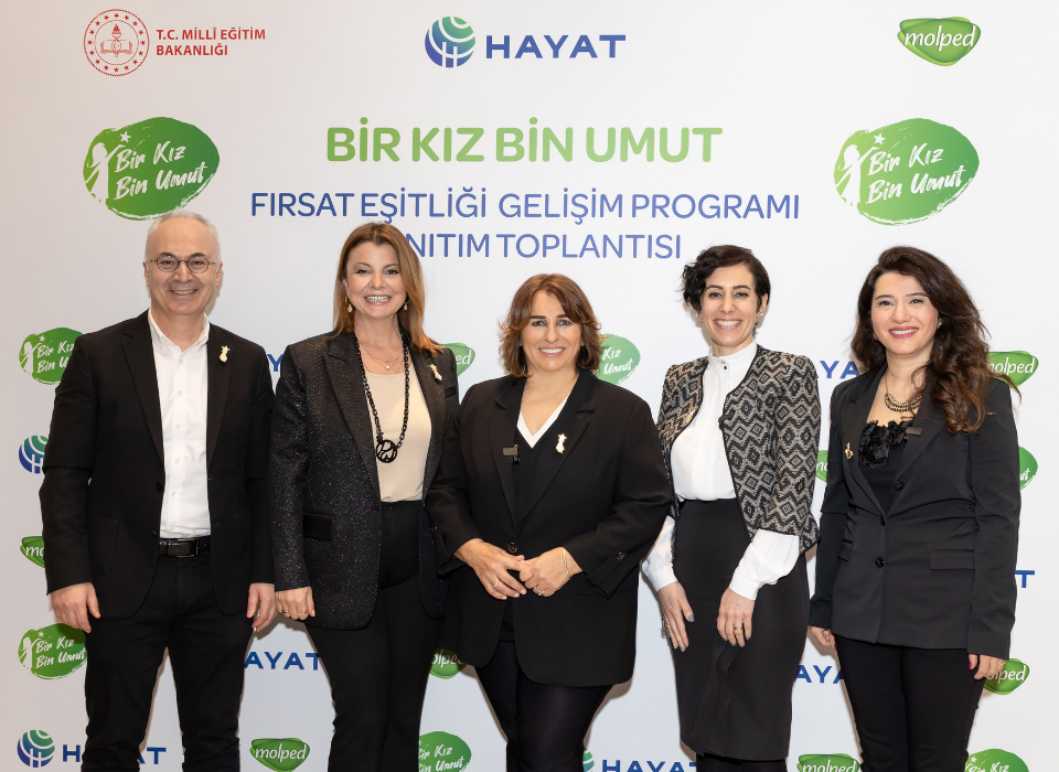 "Bir Kız Bin Umut" Fırsat Eşitliği Gelişim Programı Başlıyor
