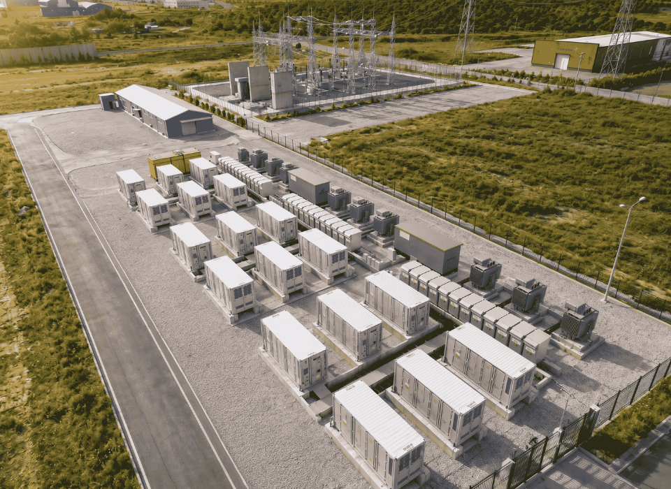 Aksa Enerji, Türkiye’nin İlk Müstakil Elektrik Depolama Tesisi’ni Devreye Aldı