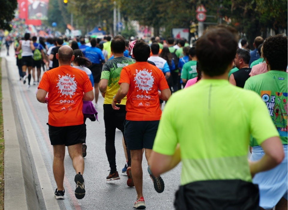 İstanbul Maratonunda AÇEV'den Anlamlı Çağrı