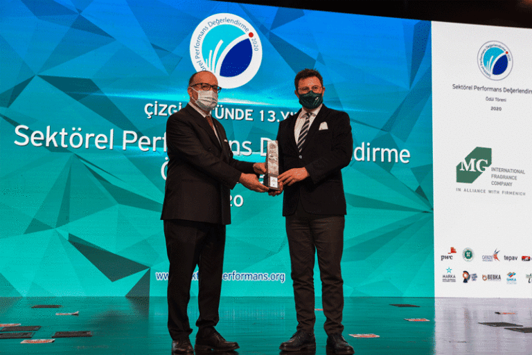 MG International Fragrance Company “Çizgi Üstü Sektörel Performans’’ Ödülü Aldı