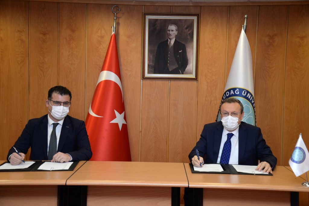 Aka Otomotiv San. ve Tic. A.Ş. ile iş birliği anlaşması imzalayan Bursa Uludağ Üniversitesi, firmanın Ar-Ge çalışmalarına akademik destek sağlayacak